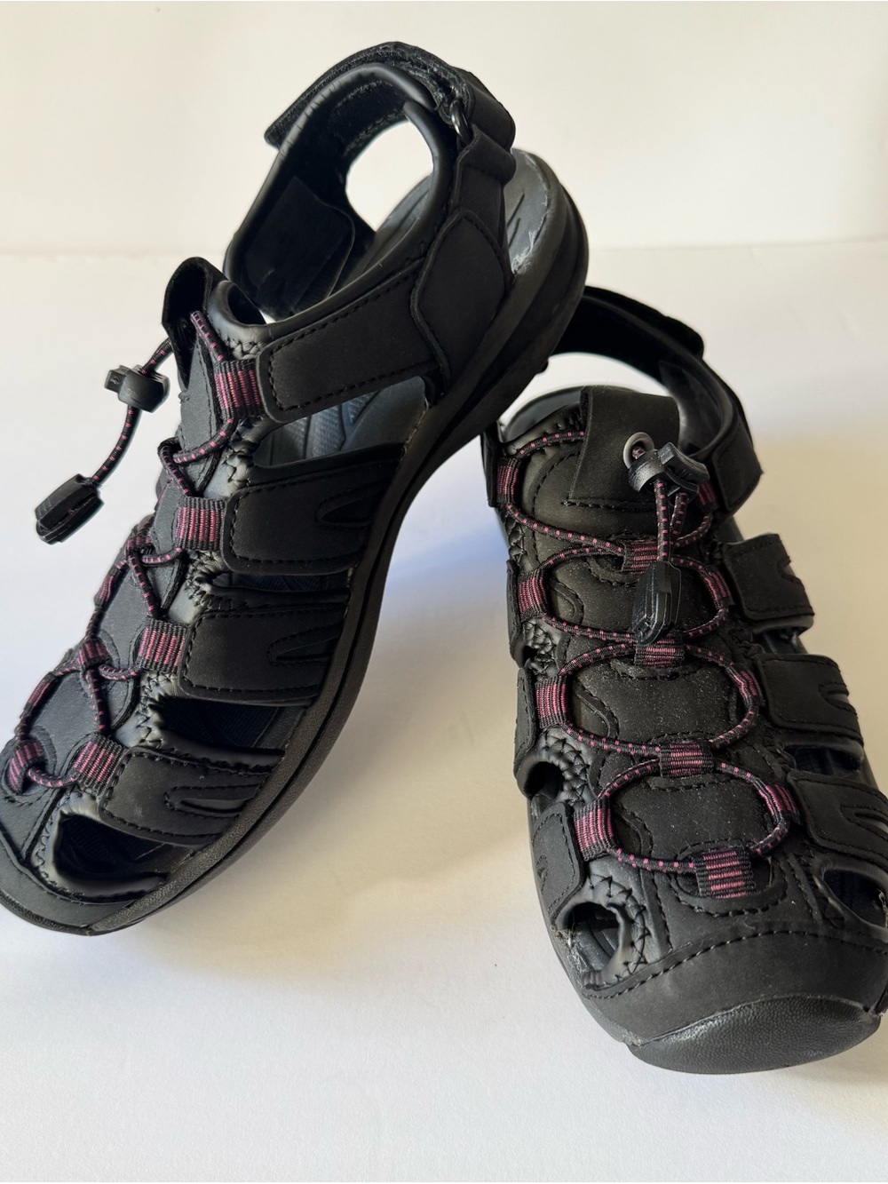 Khombu Womens 7 Ashley Sandals Hiking Outdoor Waterproof Adjustable Black Purple